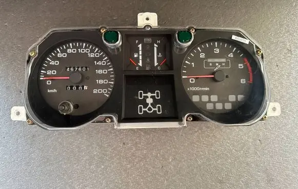 Speedometer (instrument cluster)