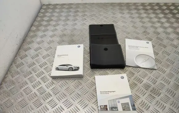 Volkswagen Arteon Owners service history hand book 