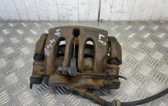 Mercedes-Benz Vito Viano W447 Front brake caliper ZACIKPLW447