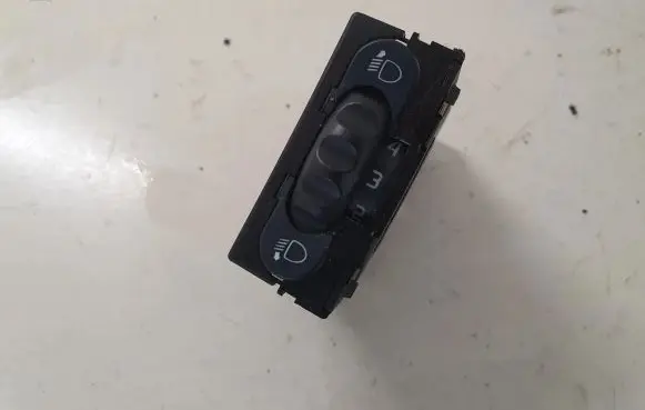 Renault Trafic II (X83) Headlight level height control switch 8200379685