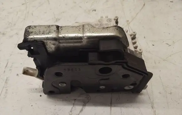 Audi A5 8T 8F Front door lock 8J2837015C