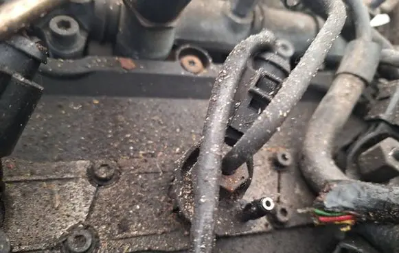 Audi A6 S6 C6 4F Fuel injector