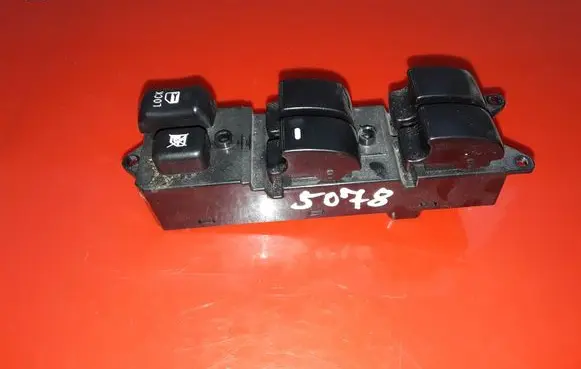 Citroen C-Crosser Electric window control switch 8608A060 C8DD601M