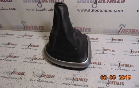 Gear lever shifter trim leather/knob