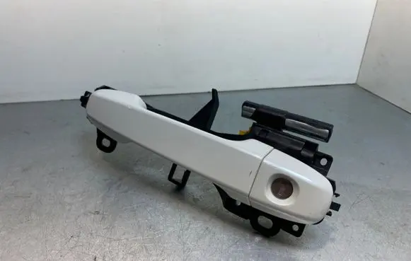Subaru XV II Front door exterior handle KPPRRANKENA