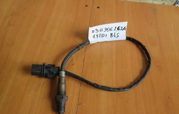 Audi A3 S3 8P Lambda probe sensor 03G906262A
