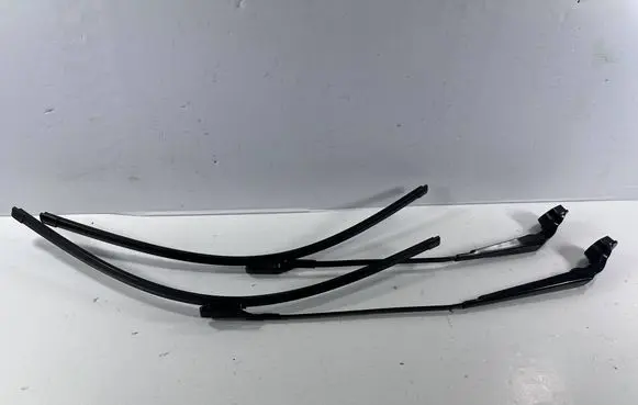 Renault Espace - Grand espace V Front wiper blade arm 288813532R