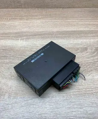 Skoda Fabia Mk2 (5J) Comfort/convenience module 5J0959433 5DK008127 WithPlug
