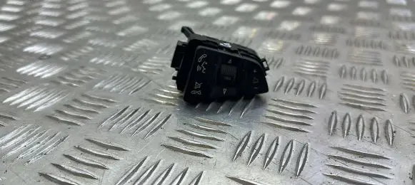 Opel Insignia A Steering wheel buttons/switches 13268686