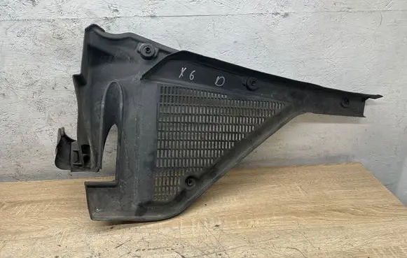 BMW X6 E71 Wiper trim 10834110