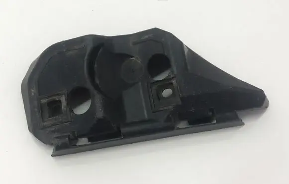 Volvo V50 Front bumper mounting bracket 30655874