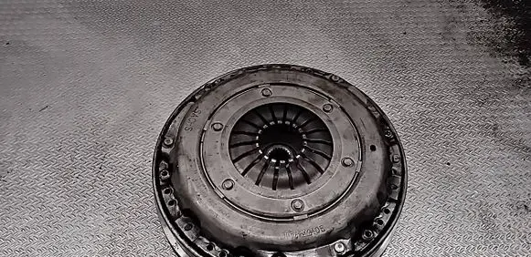Citroen C-Crosser Clutch set kit 3082001911 1878007251