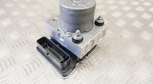 Peugeot 208 ABS Pump 3330A20009 0265956557 9824311280