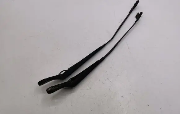Peugeot 5008 Front wiper blade arm 9672059680 9685753780 79536