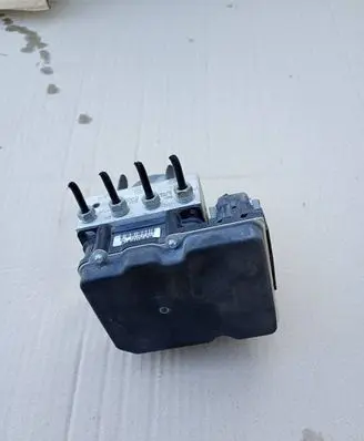 Jaguar XF ABS Pump DX23-2C405-BG