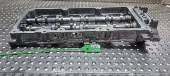 Volkswagen Golf VI Camshaft S26378758 05L103308L 05L103308P