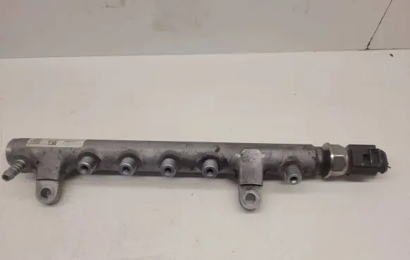 Audi A4 S4 B8 8K Fuel injection system set 03L130089A 03L089G 300000333