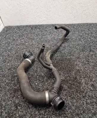 Mercedes-Benz C W205 Coolant pipe/hose A2055013600