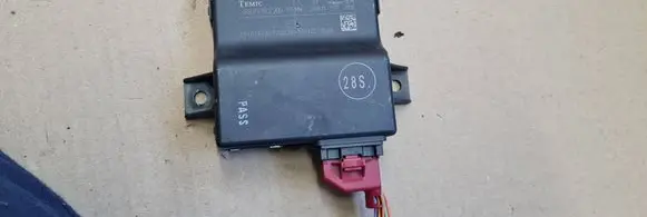 Audi A5 8T 8F Gateway control module 8R0907468N 28407476073002