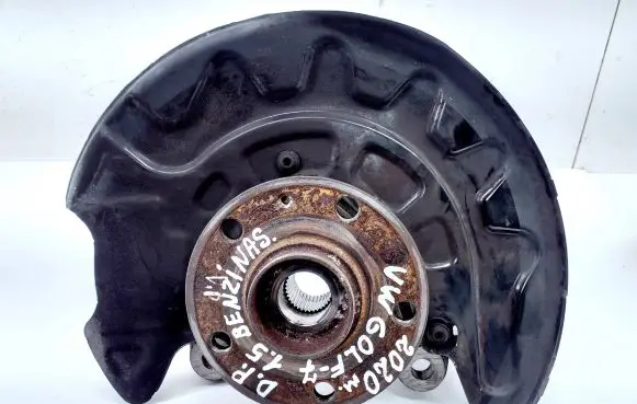 Volkswagen Golf VII Front wheel hub 5Q0256R