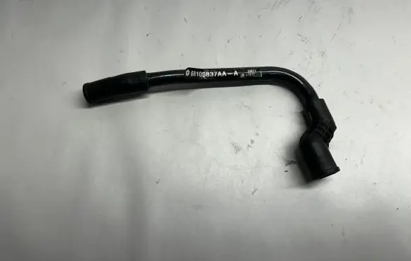 Dodge Challenger Breather hose/pipe 68105837AA 68105837AAA