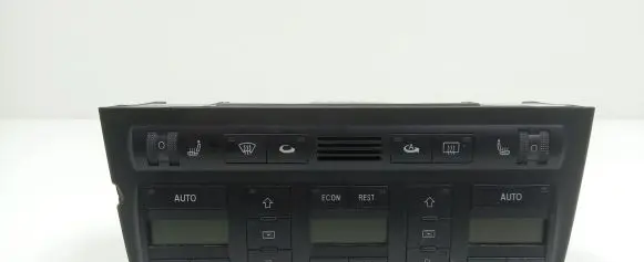 Audi A8 S8 D2 4D Climate control unit 4D0820043Q M1828