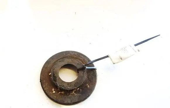 Volkswagen Golf V Front coil spring rubber mount 1k0512149b