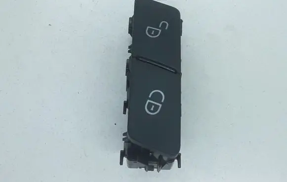 Mercedes-Benz C W204 Central locking switch button NOCODE