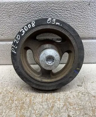 Mitsubishi Pajero Crankshaft pulley E110124A