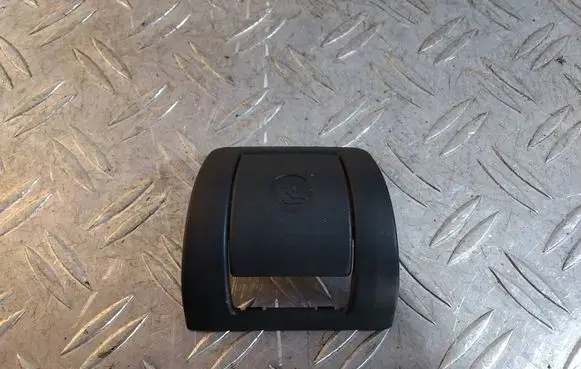 BMW 5 F10 F11 ISOFIX cover 52209162816