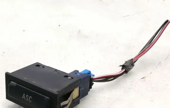 BMW 5 E39 ESP (stability program) switch 8363694 61318363694