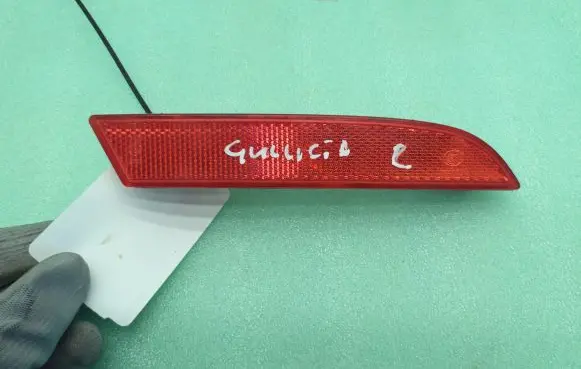 Alfa Romeo Giulietta Rear tail light reflector 50522975