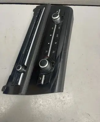 BMW 5 F10 F11 Climate control unit 9249708 0000494812 C834284