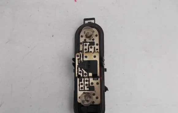Peugeot 5008 Tail light bulb cover holder 5008wlp