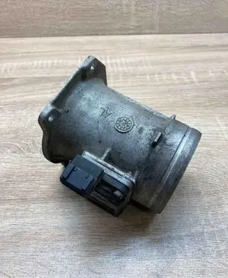 BMW 7 E38 Mass air flow meter 8ET00914221