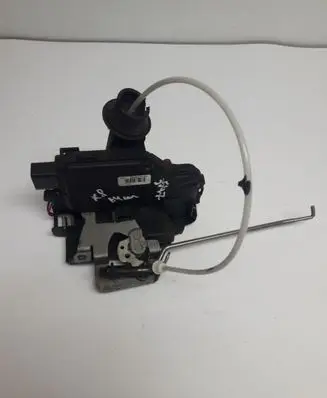 Audi A4 S4 B6 8E 8H Front door lock 8E2837015C