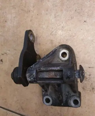 Audi 100 200 5000 C3 Power steering pump mounting bracket 035145515e