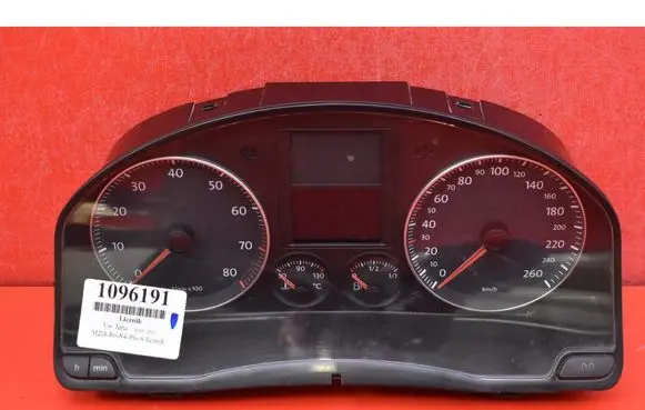 Volkswagen Jetta V Speedometer (instrument cluster) 1K0920863A