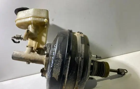 Opel Vectra C Brake booster 13126710