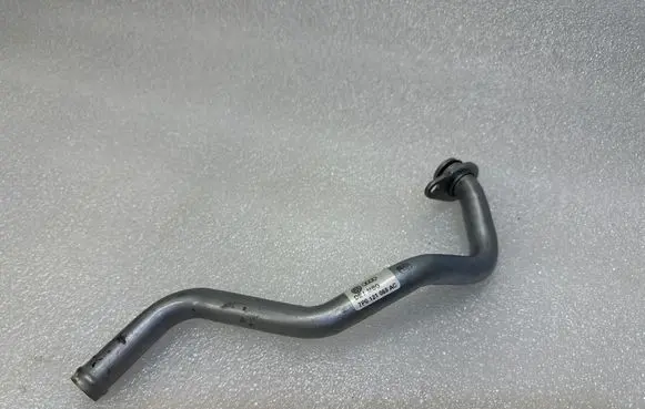 Porsche Cayenne (92A) Engine coolant pipe/hose 7P0121065AC