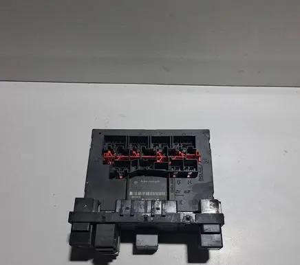 Volkswagen PASSAT B6 Comfort/convenience module 3C0937049A F005V00666