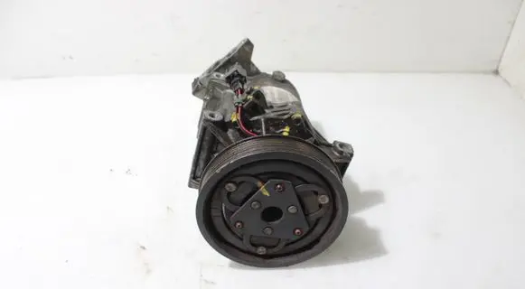 Renault Fluence Air conditioning (A/C) compressor (pump)