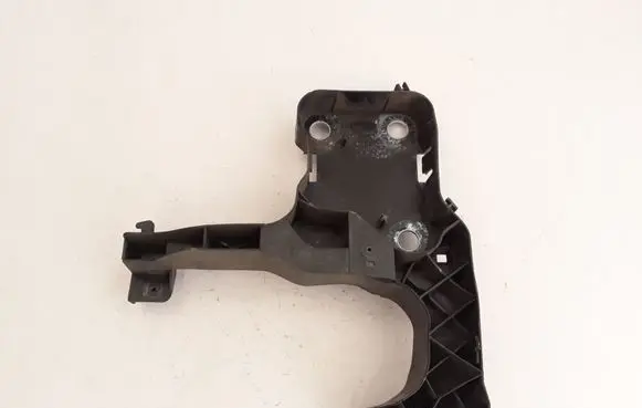 Renault Megane II Headlight/headlamp mounting bracket