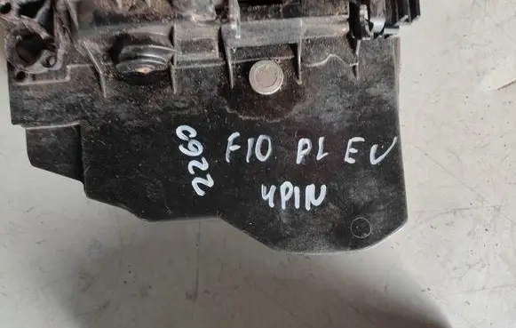 BMW 5 F10 F11 Front door lock 