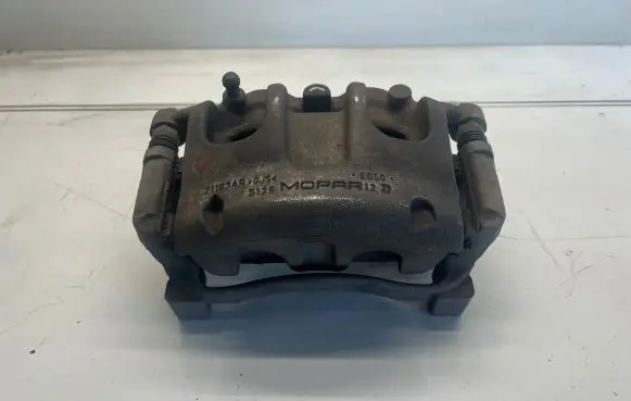 Jeep Grand Cherokee WL Front brake caliper 21193AR