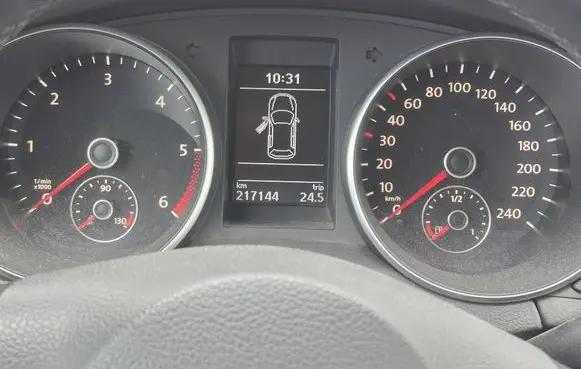 Volkswagen Golf VI Speedometer (instrument cluster) 5K0920871A