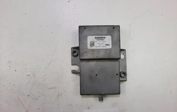 Volvo V50 GPS navigation control unit/module 30679653