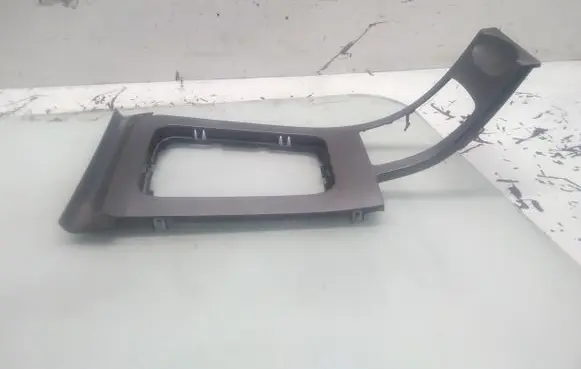 Peugeot 407 Gear shifter surround trim plastic 9646824577