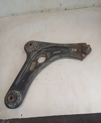 Citroen C3 Front lower control arm/wishbone