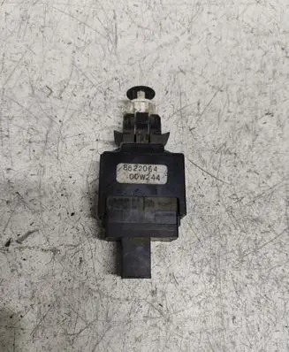 Volvo V70 Brake pedal sensor switch 8622064